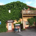 Hotel-restaurant Christine 호텔 3*
