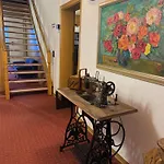 호텔 Hotel-restaurant Christine 륍츠