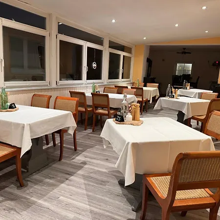 Hotel-restaurant Christine 3* Lübz